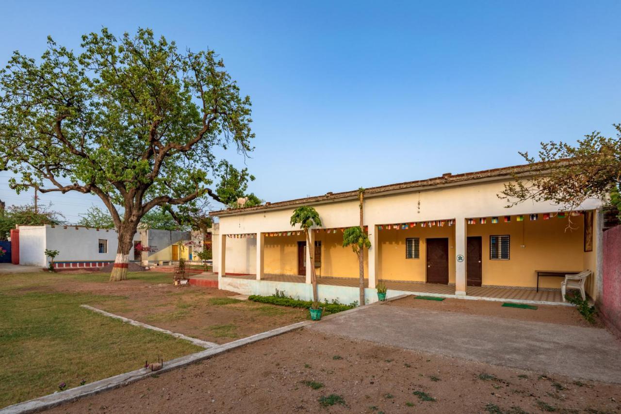 Mini Homestay Khajuraho Ngoại thất bức ảnh