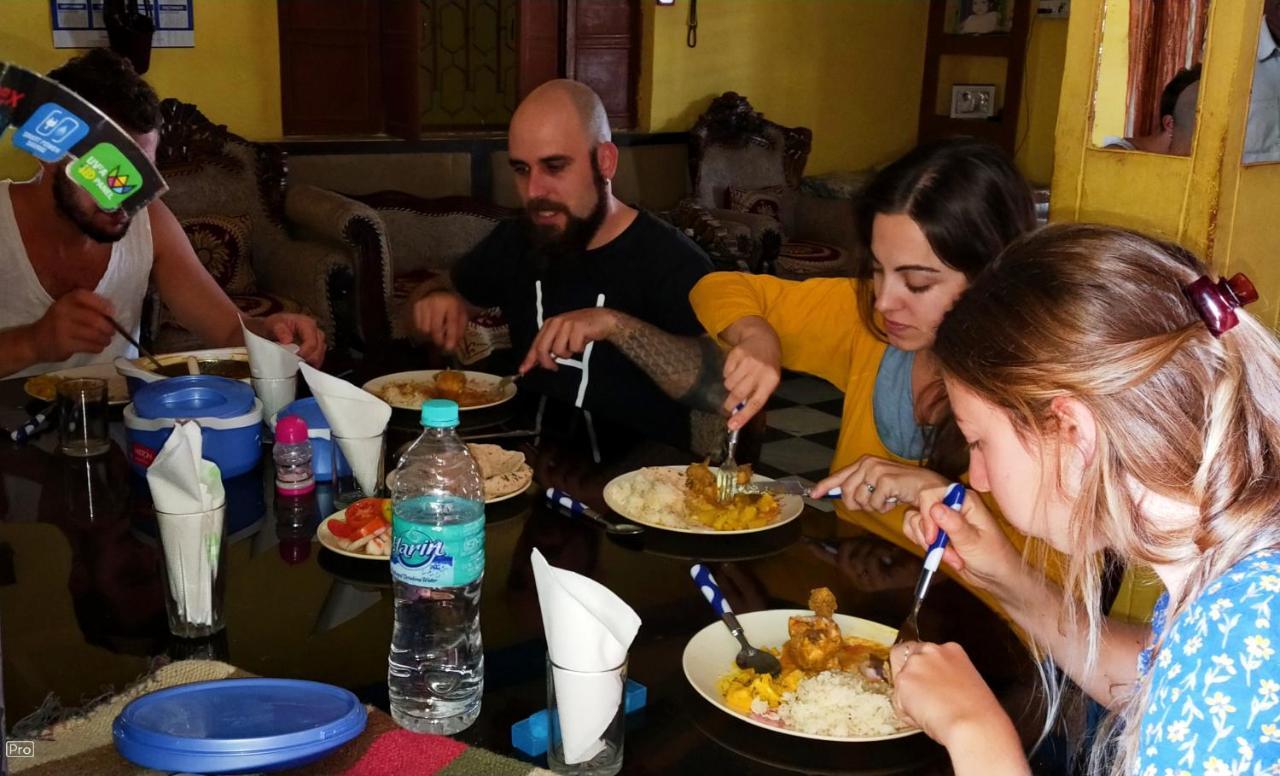 Mini Homestay Khajuraho Ngoại thất bức ảnh