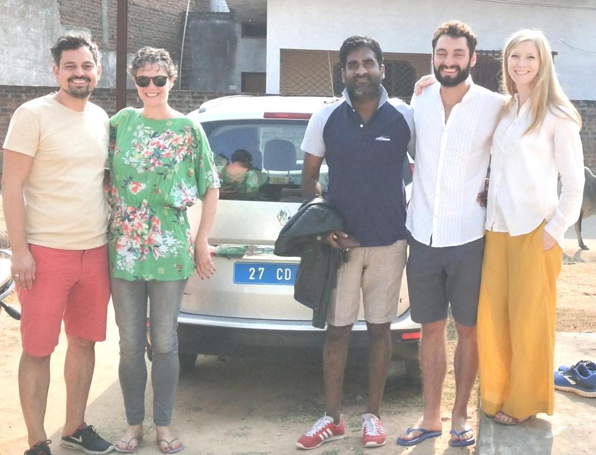 Mini Homestay Khajuraho Ngoại thất bức ảnh
