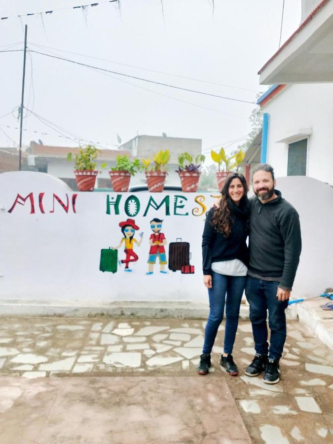 Mini Homestay Khajuraho Ngoại thất bức ảnh